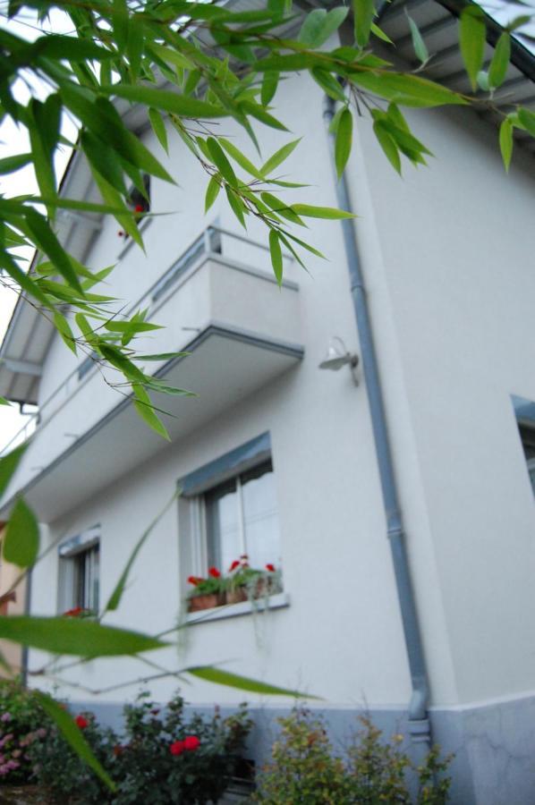 A L'Oree Du Parc Acomodação com café da manhã Besançon Exterior foto